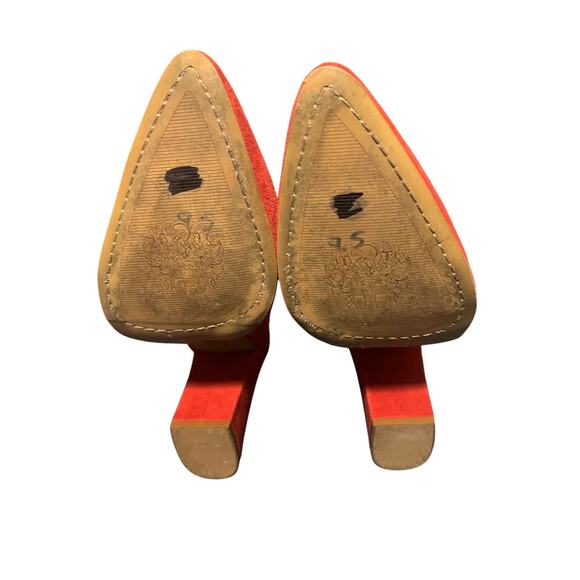 Vince Camuto Talise Women's Pointed Toe Chunky Block Heel Red Suede Pumps 9.5M - Picture 9 of 10